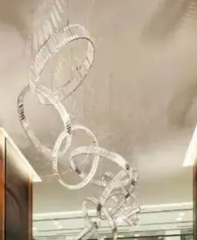 商場電動葫蘆懸掛裝飾物的不同表現形式